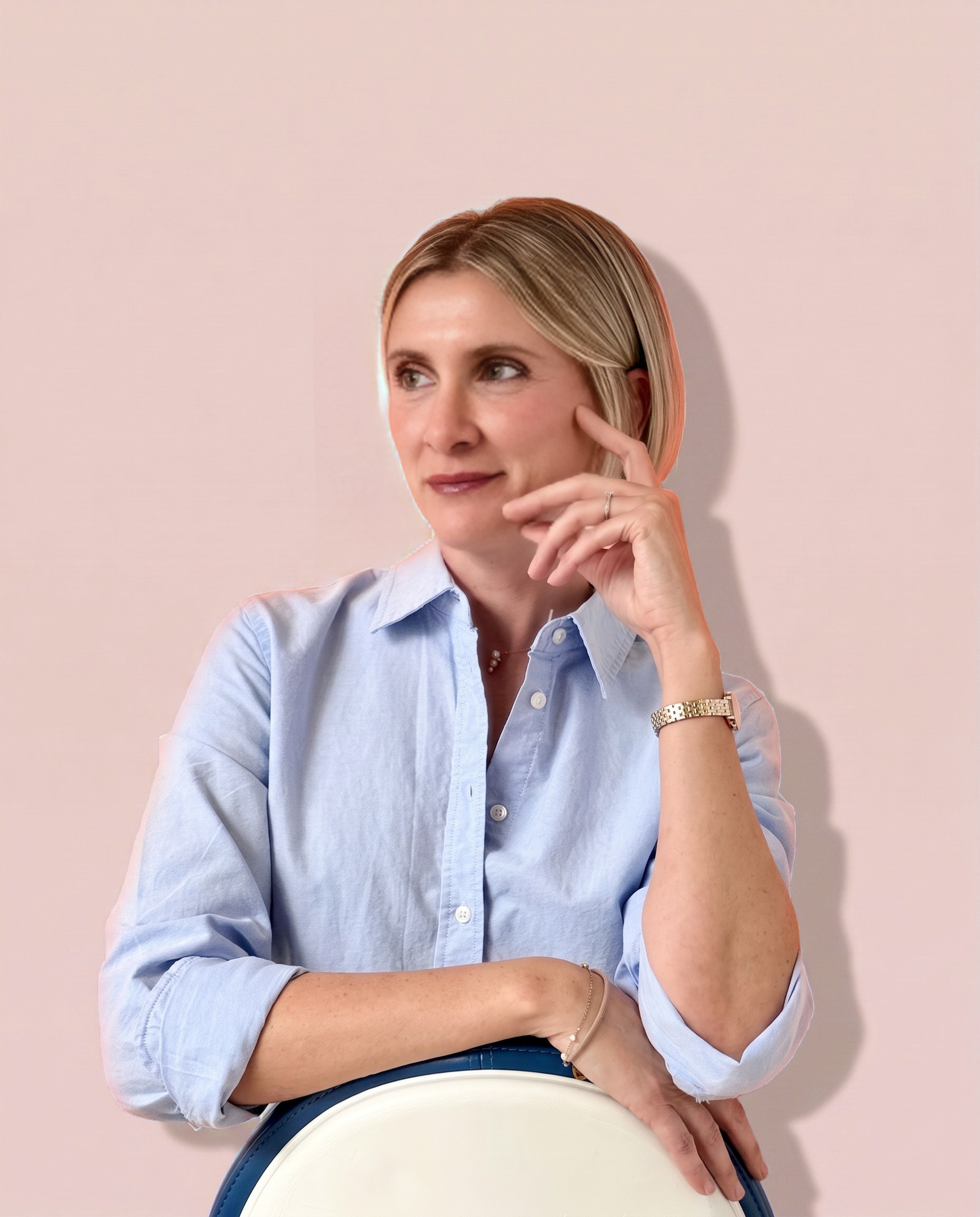 Dott.ssa Valentina Sibillotte nello studio di Empoli